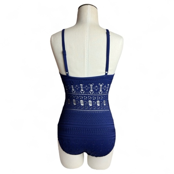 Aqua Green Crochet High Neck One-
piece Navy Swimsuit size medium - Picture 3 of 11